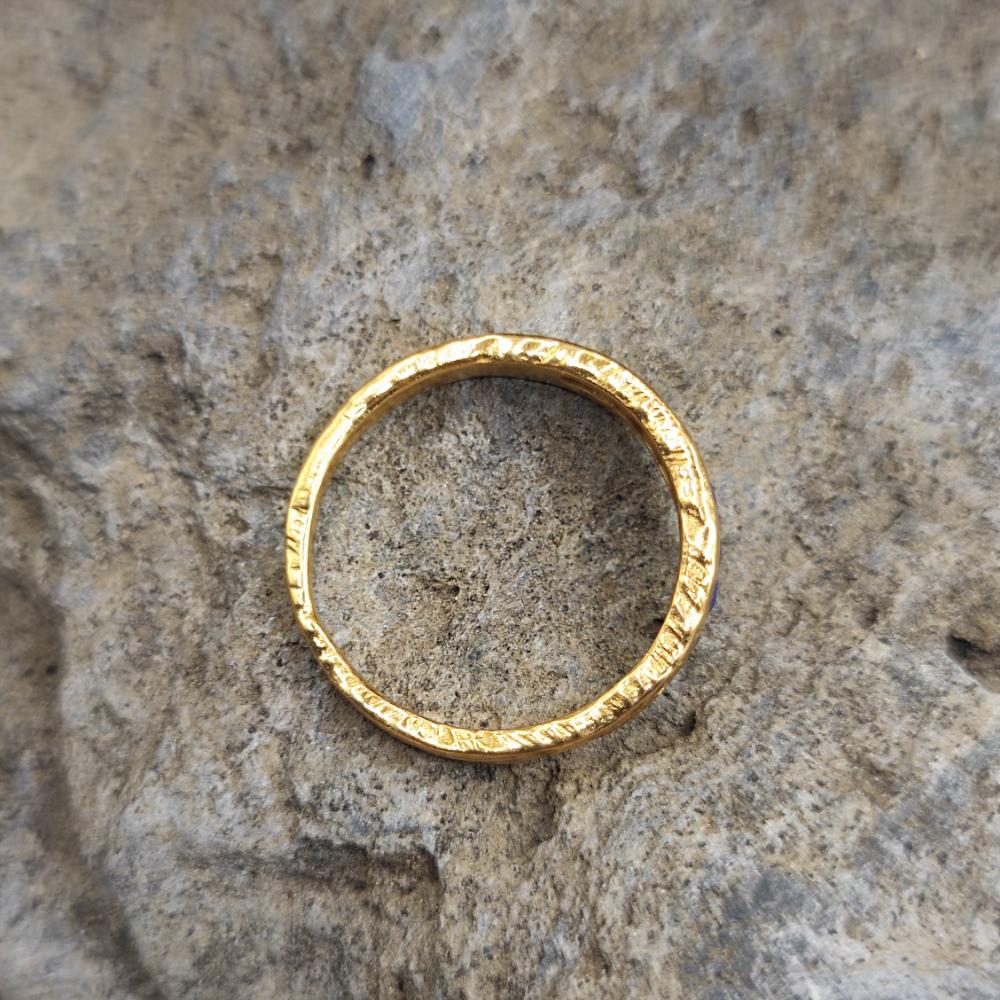 Anello etnico in ottone con lapislazzuli - DIPALI