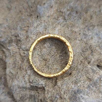 Anello etnico in ottone con lapislazzuli - DIPALI