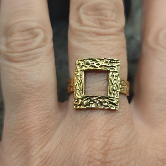 Anello in ottone a fascia lavorata - DHRUVA