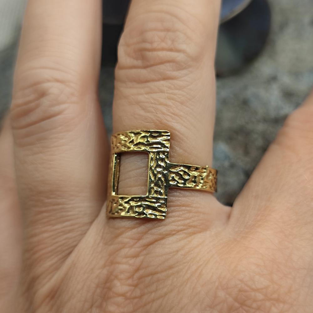 Anello in ottone a fascia lavorata - DHRUVA