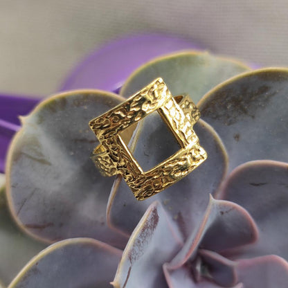 Anello in ottone a fascia lavorata - DHRUVA