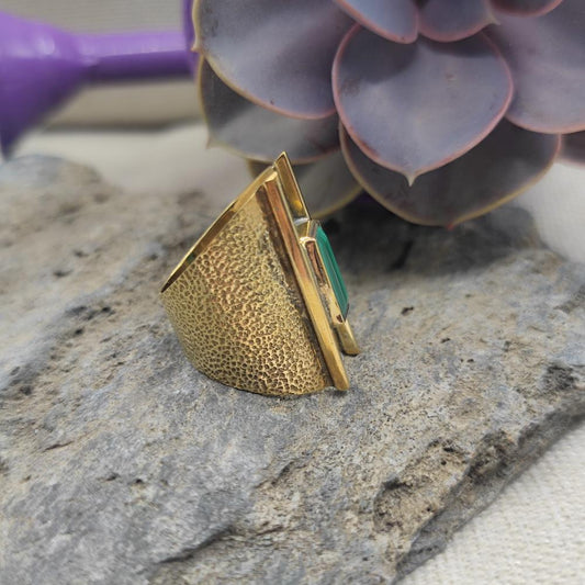 ANELLO a fascia in ottone con malachite - SAMIR