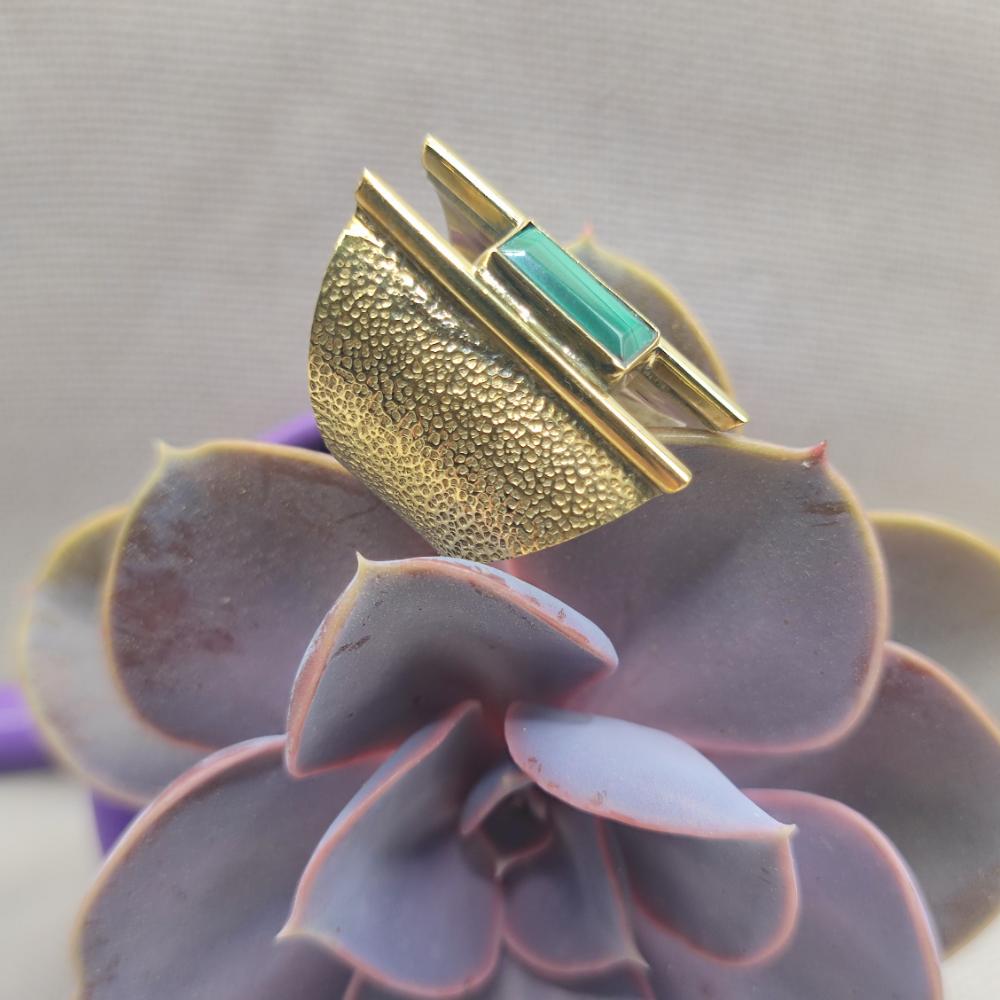 ANELLO a fascia in ottone con malachite - SAMIR