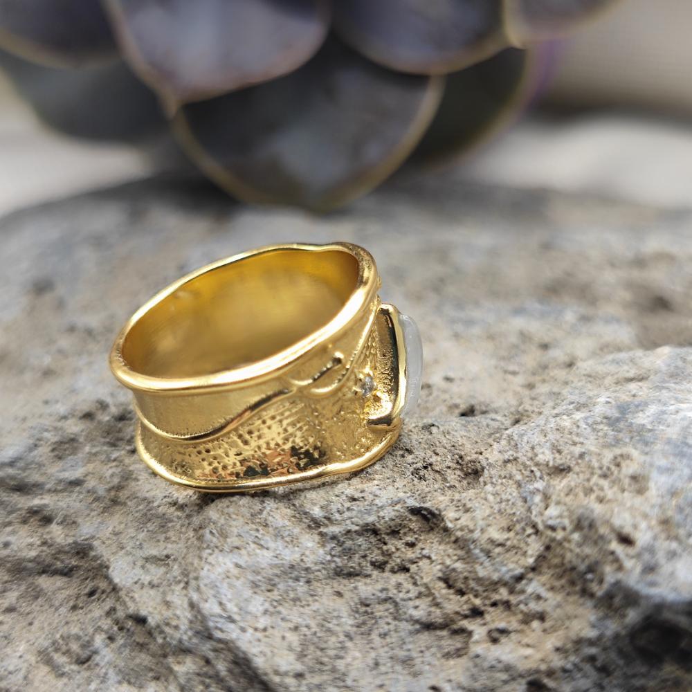 Anello fascia in ottone pietra di luna - RANJHIRA