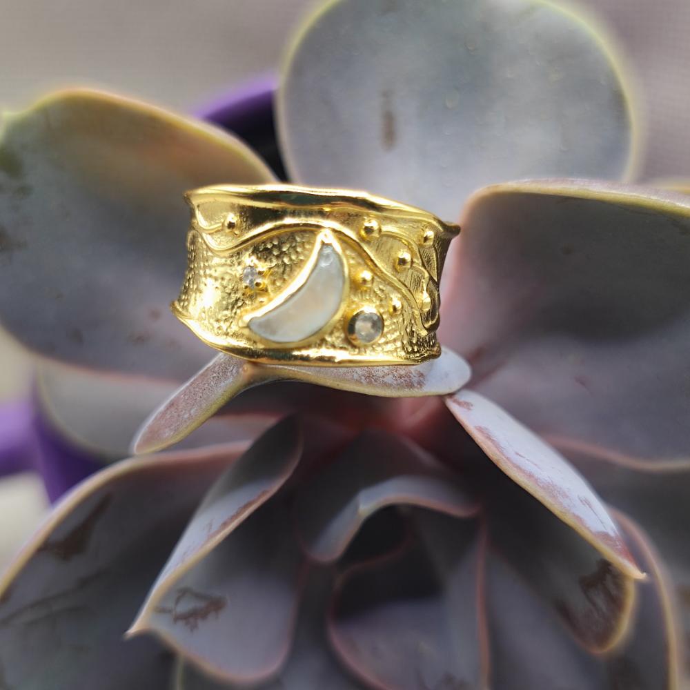 Anello fascia in ottone pietra di luna - RANJHIRA