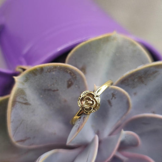 Anello in ottone con fiore - DHAVAL