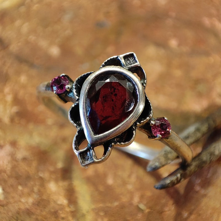 Ethnischer Ring aus 925er Silber mit Stein - VIDISHA