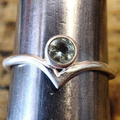Anello etnico in argento 925 con pietra - GWALIOR – topazio azzurro
