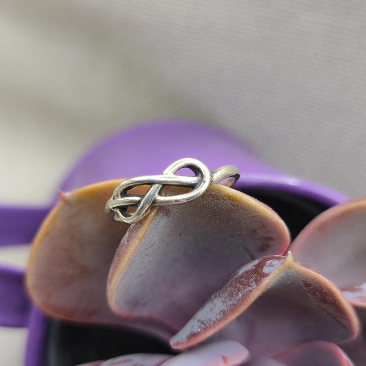 Anello in argento 925 con infinito - ELIRA