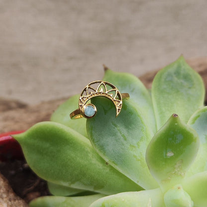 ANELLO in ottone con mezza luna e ametista - PAMUR – pietra di luna