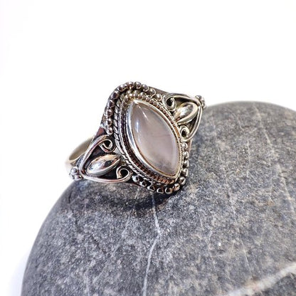 ANELLO artigianale in argento 925 con Pietra di Luna - DIANA – quarzo rosa