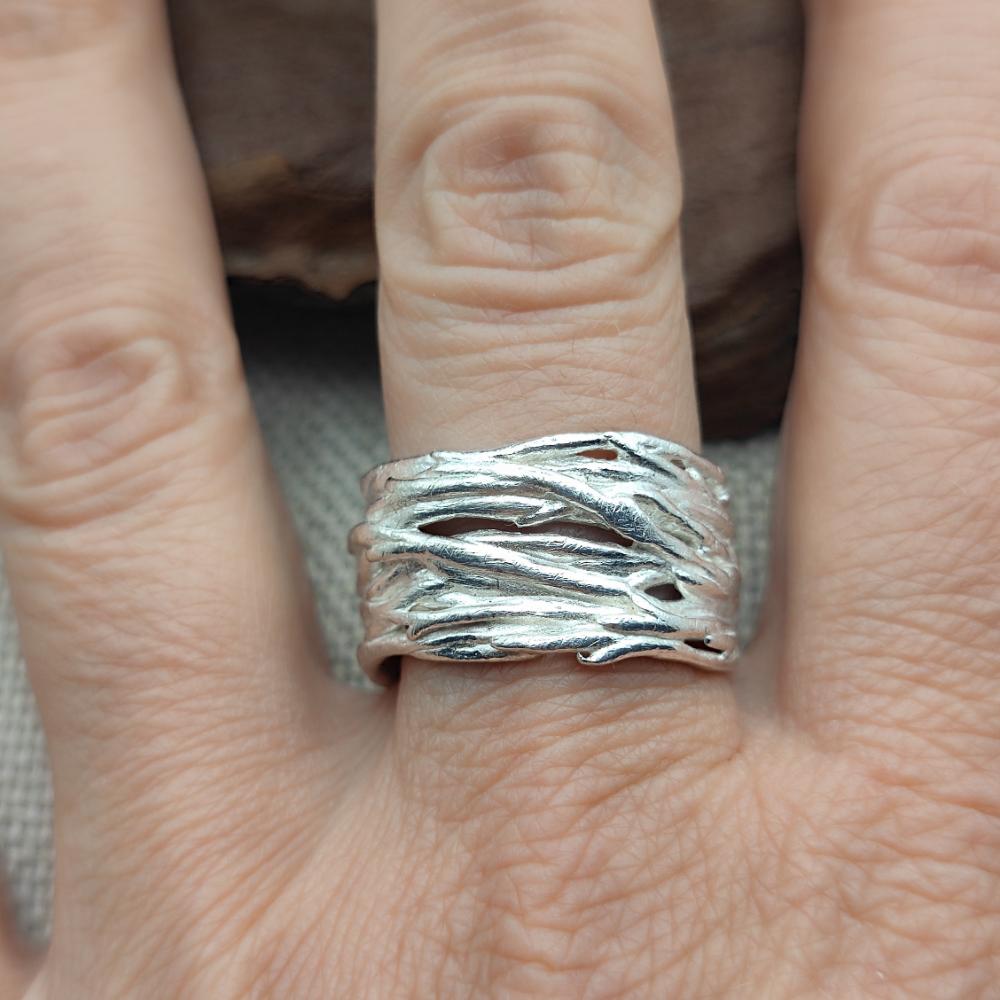 Anello nido a fascia in argento 925 - KAVALI