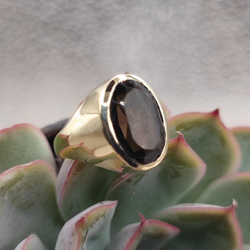 ANELLO MIGNOLO con Quarzo fumé in ottone - Chevalier