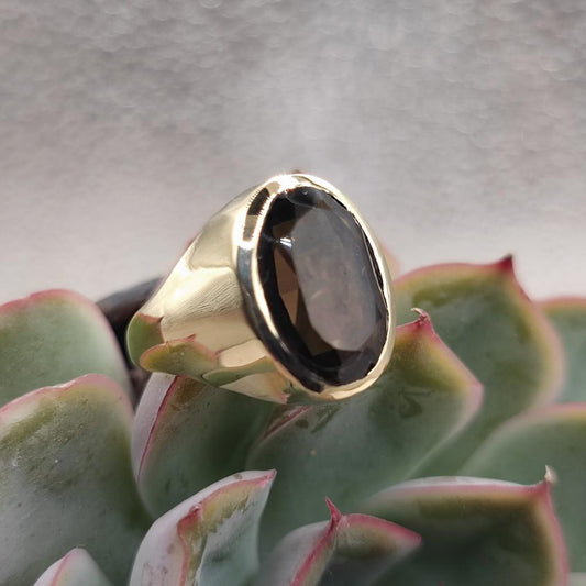 ANELLO MIGNOLO con Quarzo fumé in ottone - Chevalier