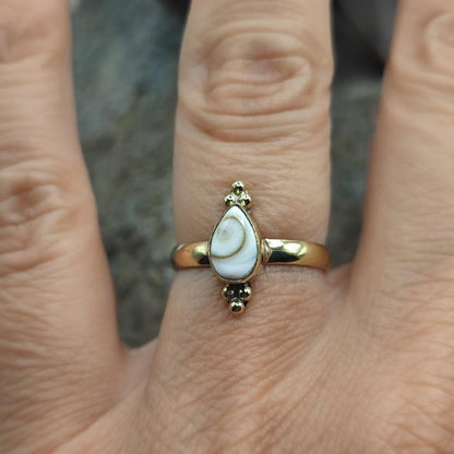 Anello in ottone con occhio di Santa Lucia - CHETANA