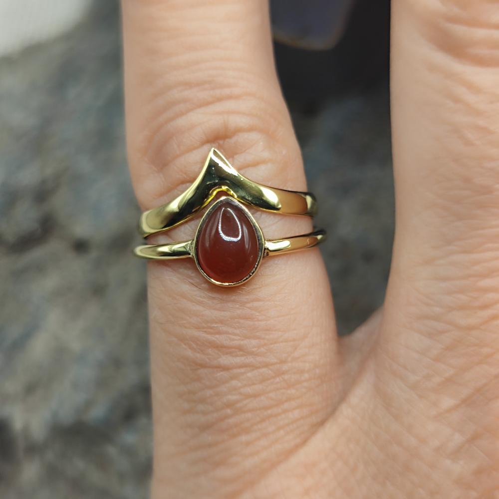 Anello etnico in ottone con corniola - DHANANJAY
