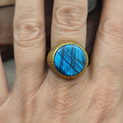 ANELLO etnico a fascia in ottone con pietra - DHENKA