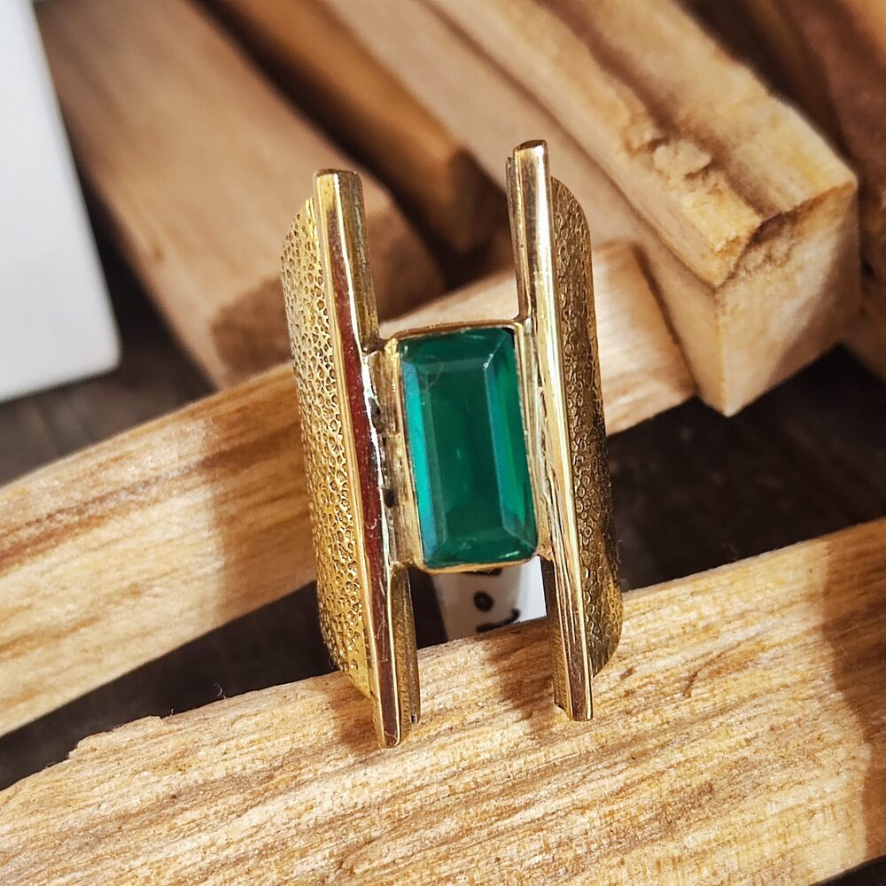 ANELLO a fascia in ottone con pietra - SAMIR – agata verde