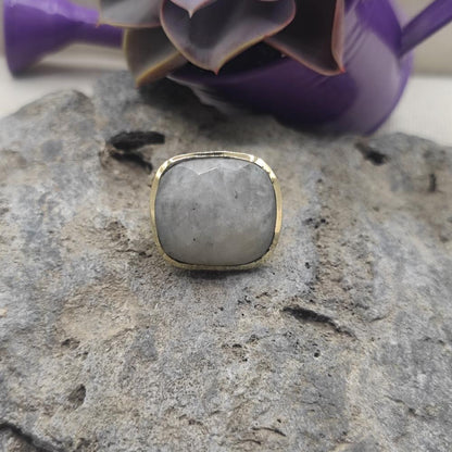 ANELLO in ottone con pietra di luna - SANJI