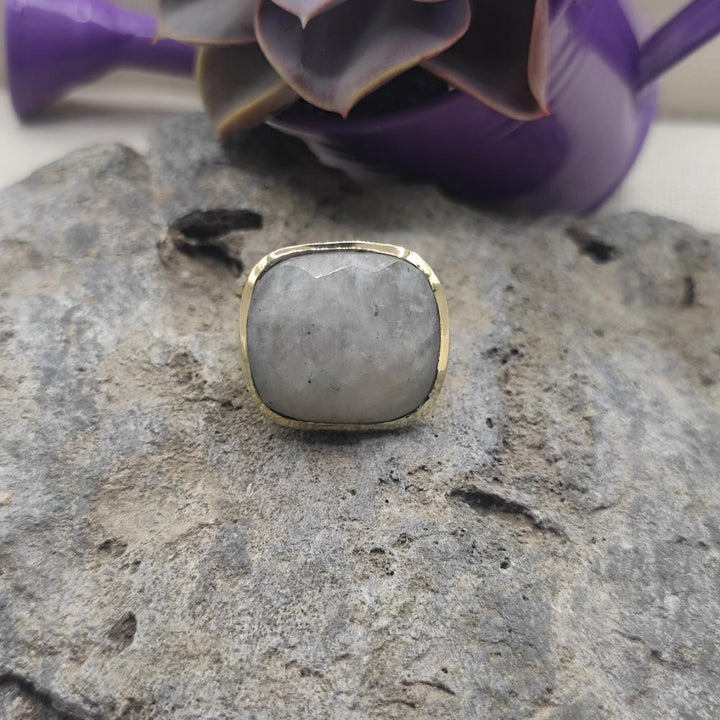 ANELLO in ottone con pietra di luna - SANJI