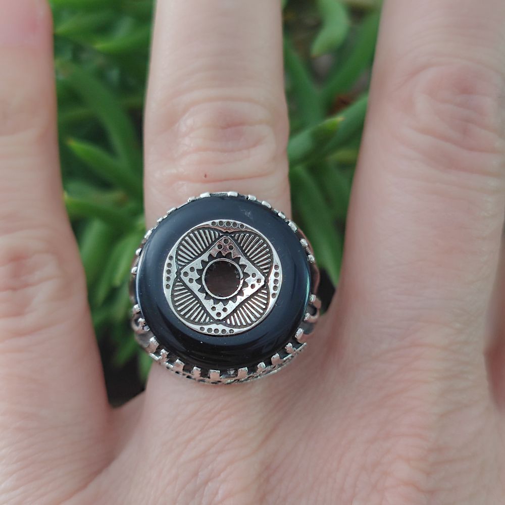 Anello etnico tuareg in argento con pietra - SAWEI