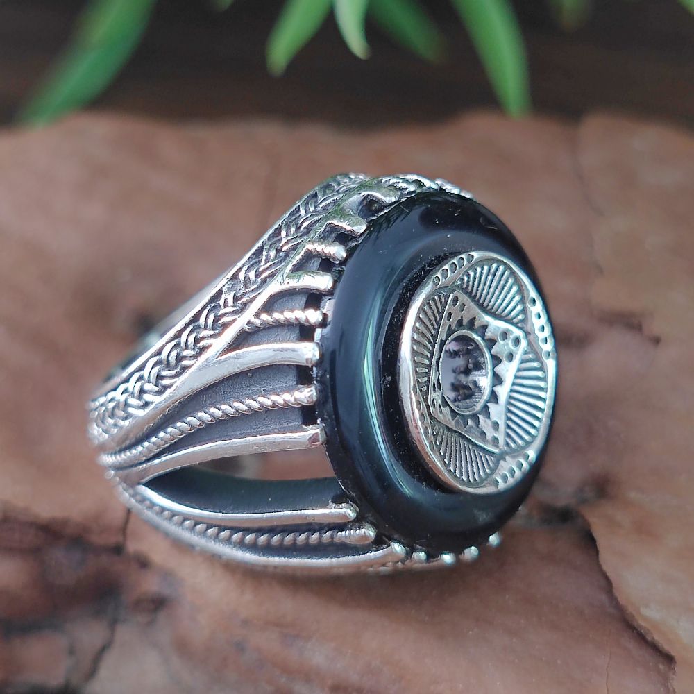 Anello etnico tuareg in argento con pietra - SAWEI