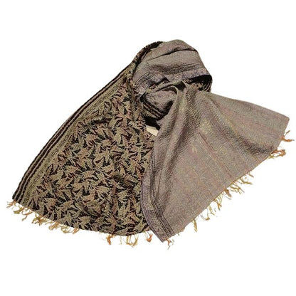 Sciarpa KANTHA con tessuti vintage misto seta ricamo a mano nero – immagine1