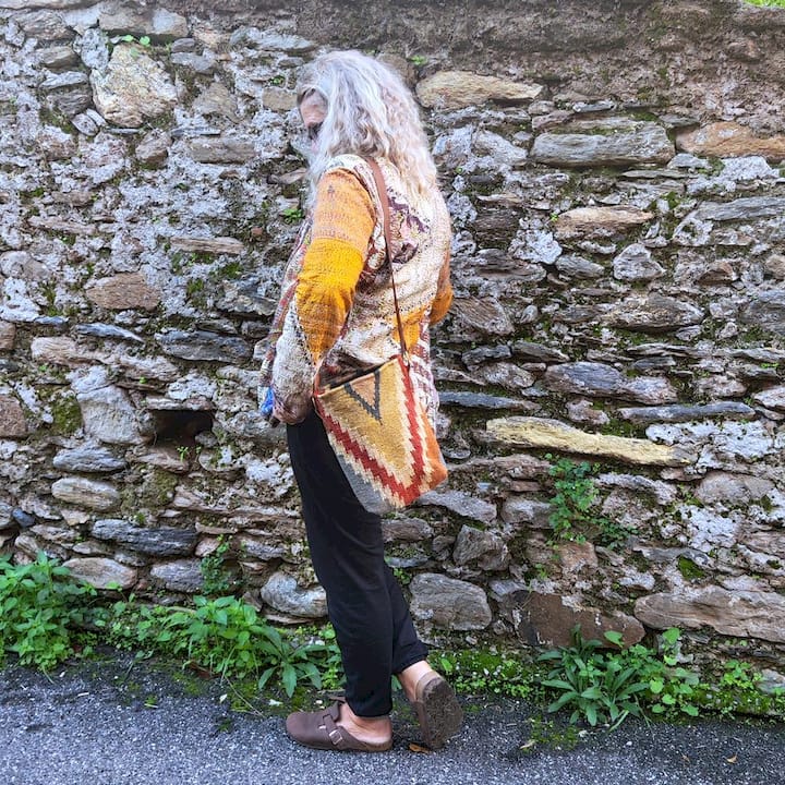 Borsa tracolla Hosur artigianale realizzato con KILIM e Cuoio
