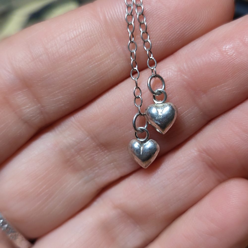 BRACCIALE artigianale in argento con cuori - MANUGURU