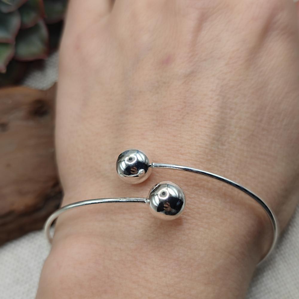 Bracciale rigido aperto con sfere in argento 925 - CHENNAI