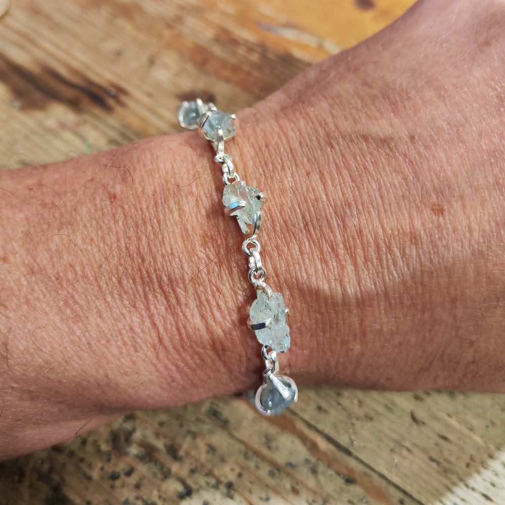 BRACCIALE INAY con Acquamarina grezza in argento 925 – immagine1