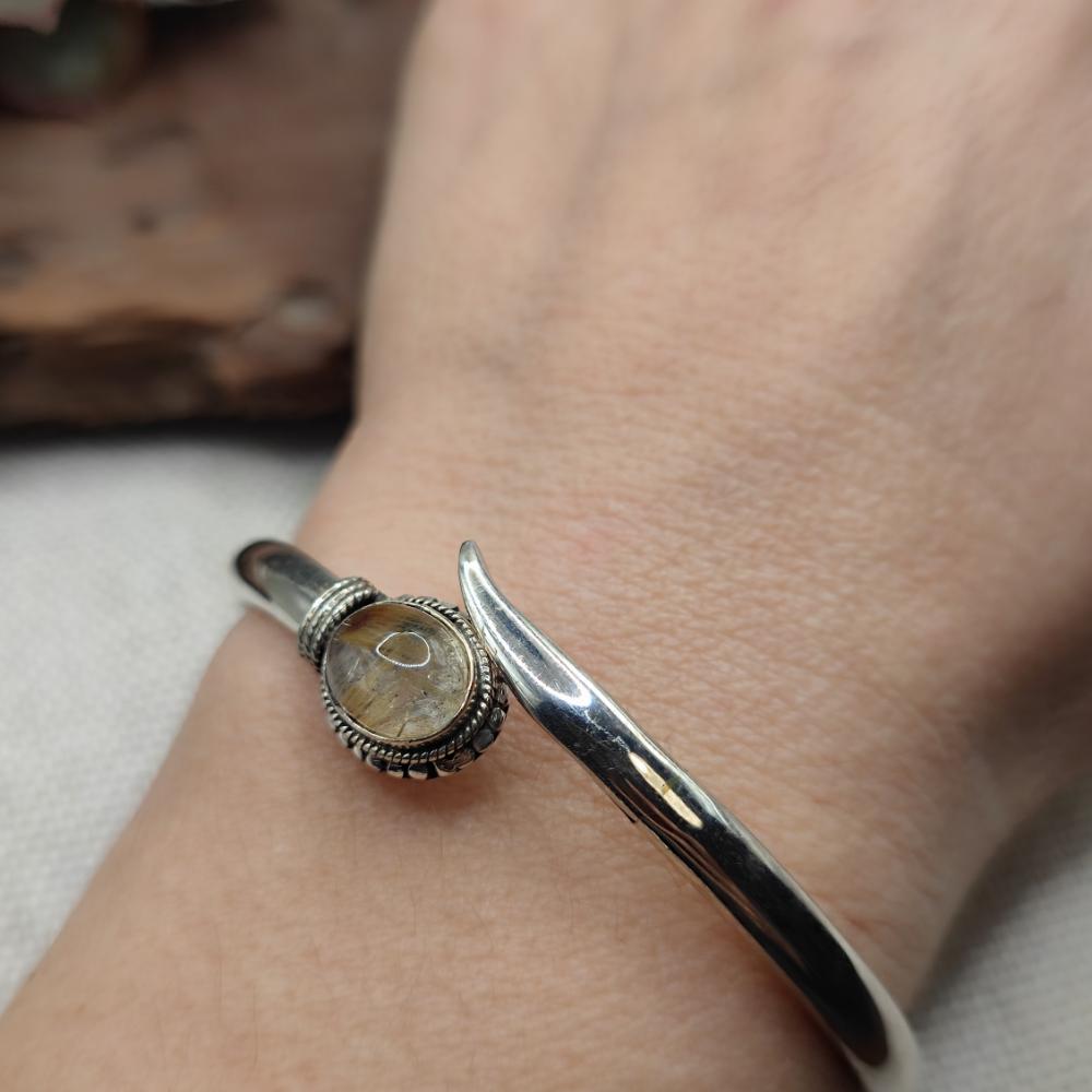 Bracciale aperto con quarzo rutilato in argento 925 - GALI