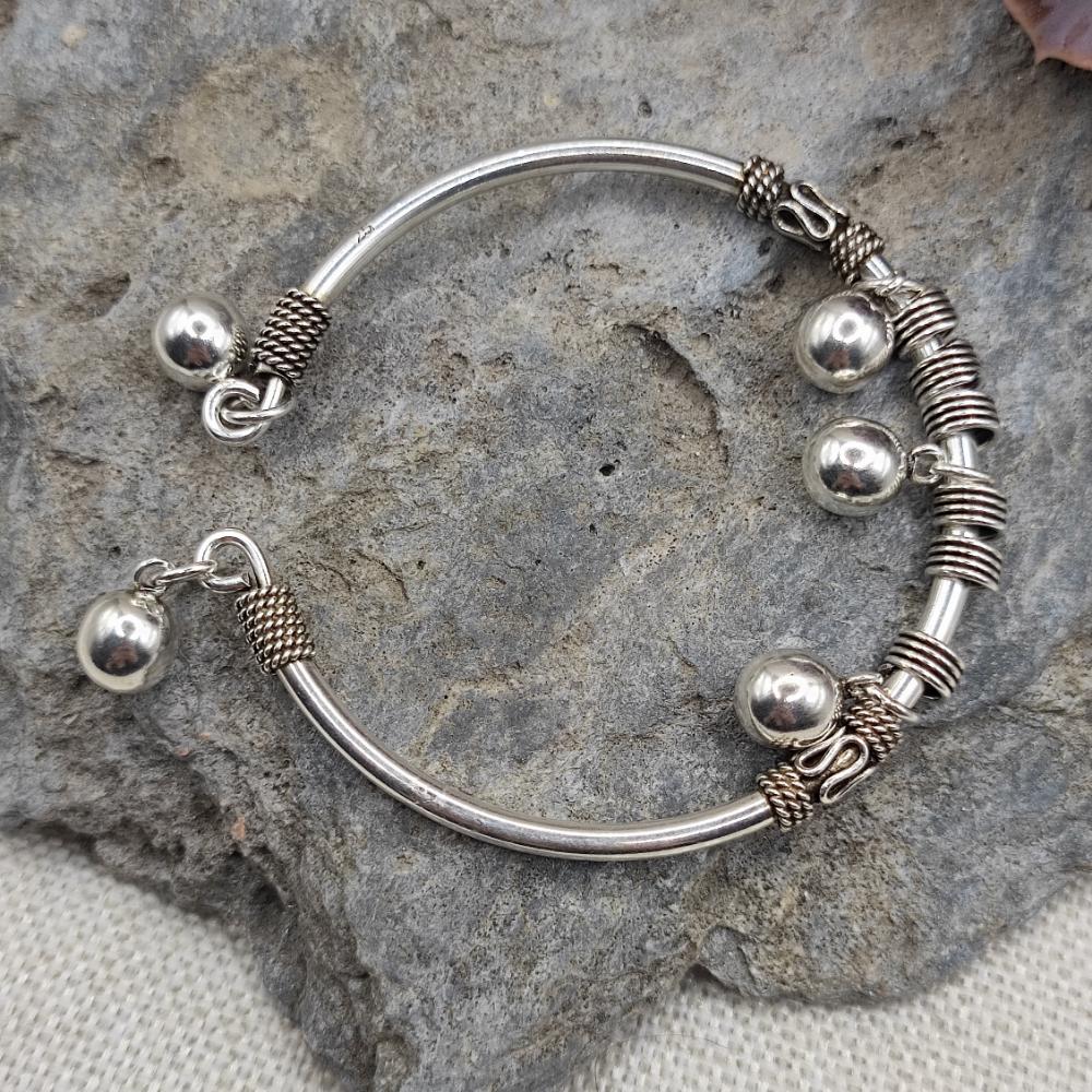 Bracciale etnico rigido aperto in argento 925 - KALINDI