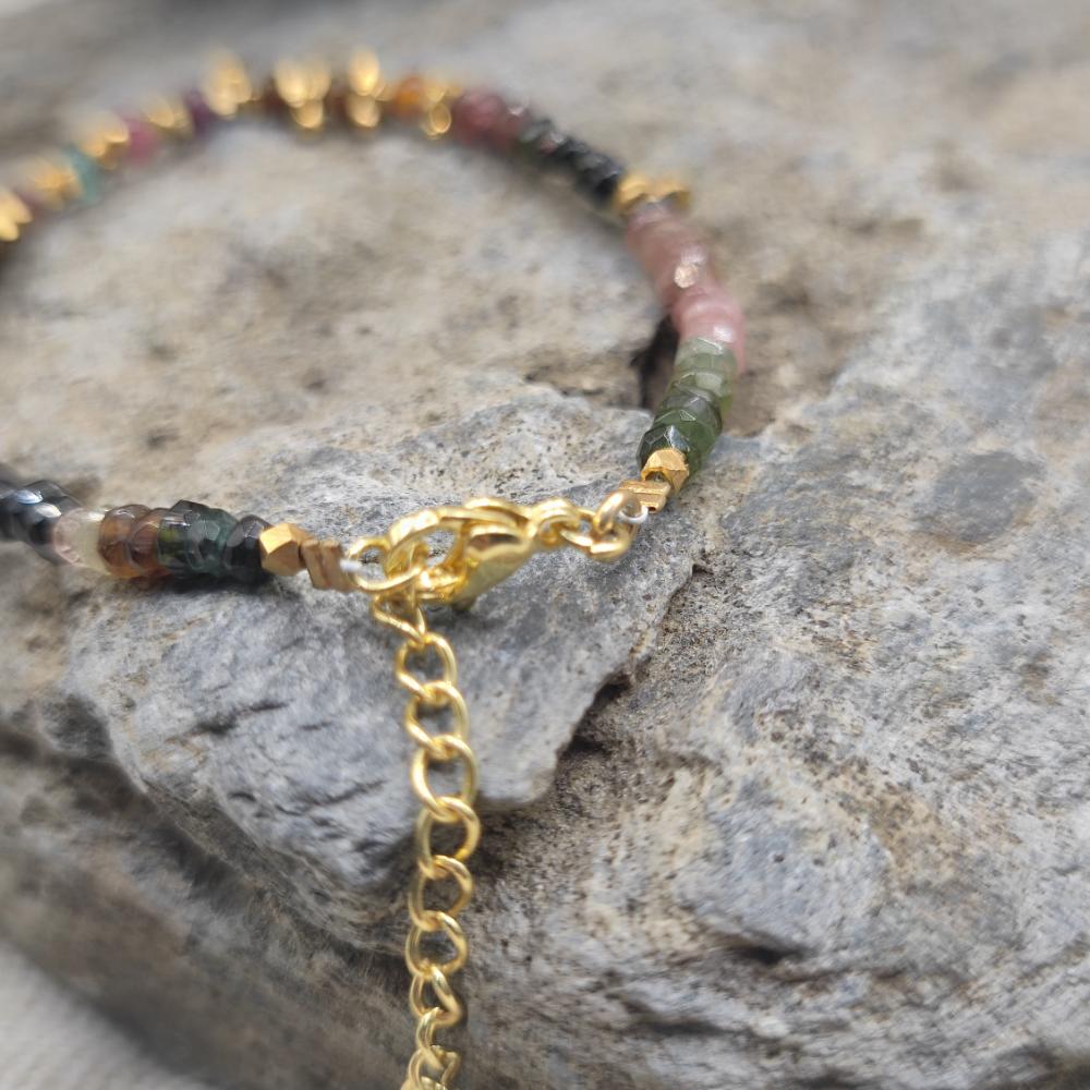 Bracciale in ottone con tormalina - SAWAI