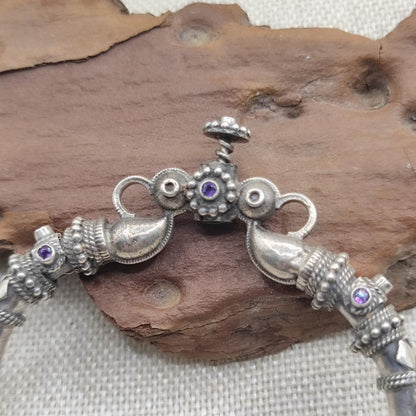 Bracciale etnico apribile con ametista in argento 925 - MEERA