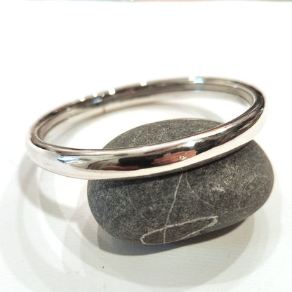Bracciale Rigido in Argento 925 Naomi – Chiusura a Scomparsa frontale