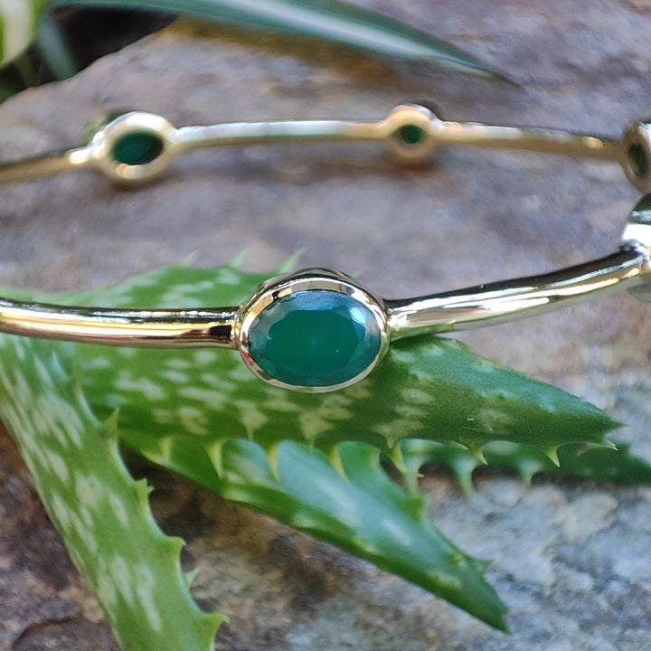 Agata verde - Bracciale rigido in ottone con pietre semipreziose - NAVRATAN