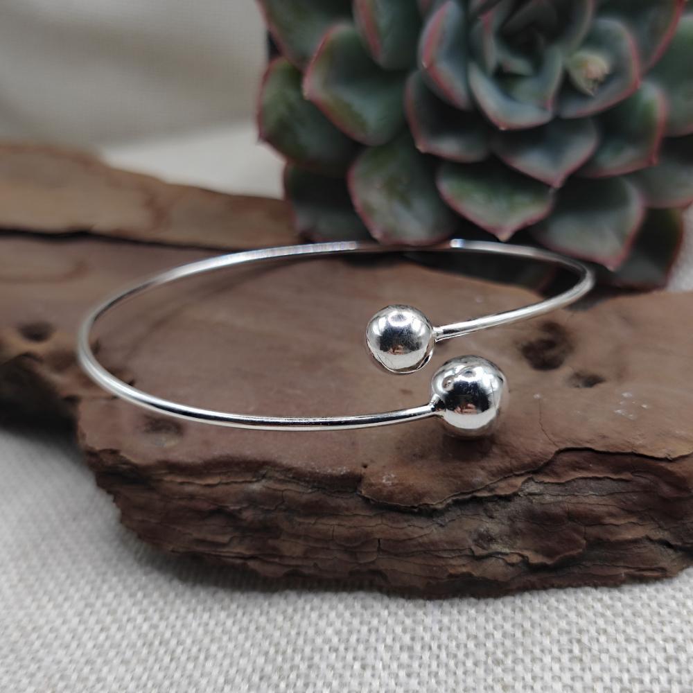 Bracciale rigido aperto con sfere in argento 925 - JOHARI