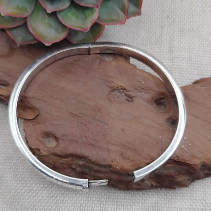 Bracciale lucido rigido apribile in argento 925 - HYERABAD