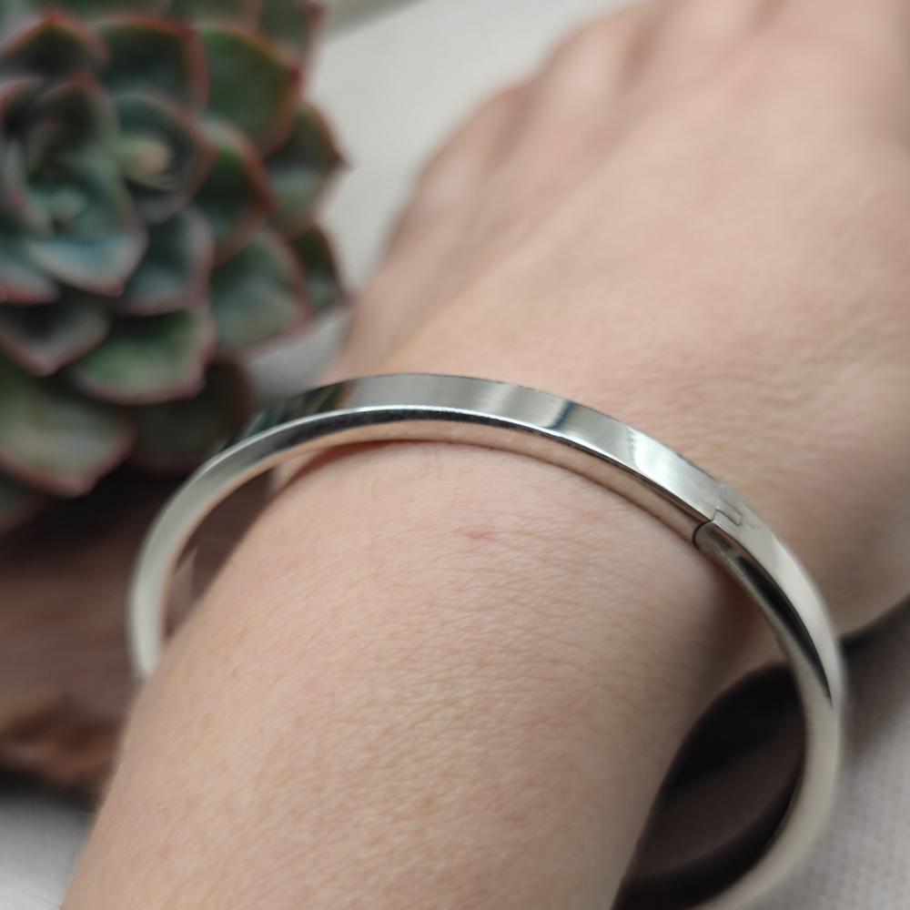Bracciale lucido rigido apribile in argento 925 - HYERABAD