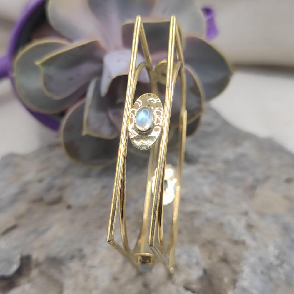 Bracciale rigido in ottone pietra di luna - VELARA