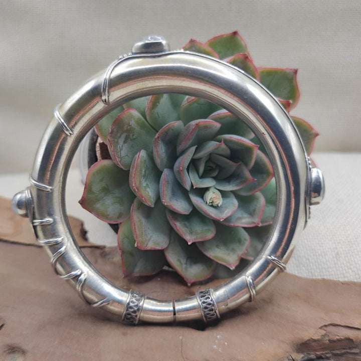 Bracciale apribile con pietra di luna in argento 925 - ANAYA