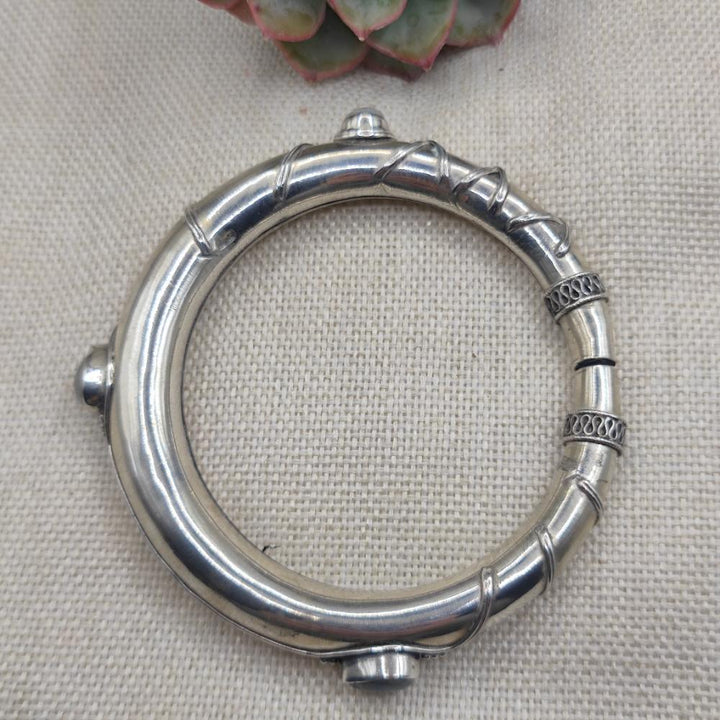 Bracciale apribile con pietra di luna in argento 925 - ANAYA