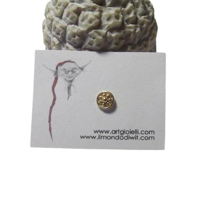 Orecchino da naso in oro 18 carati fiore 5 mm - ZAHIRABAD – immagine1