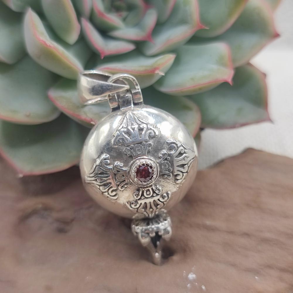 Ciondolo apribile in argento 925 con pietra - KAINFULIA