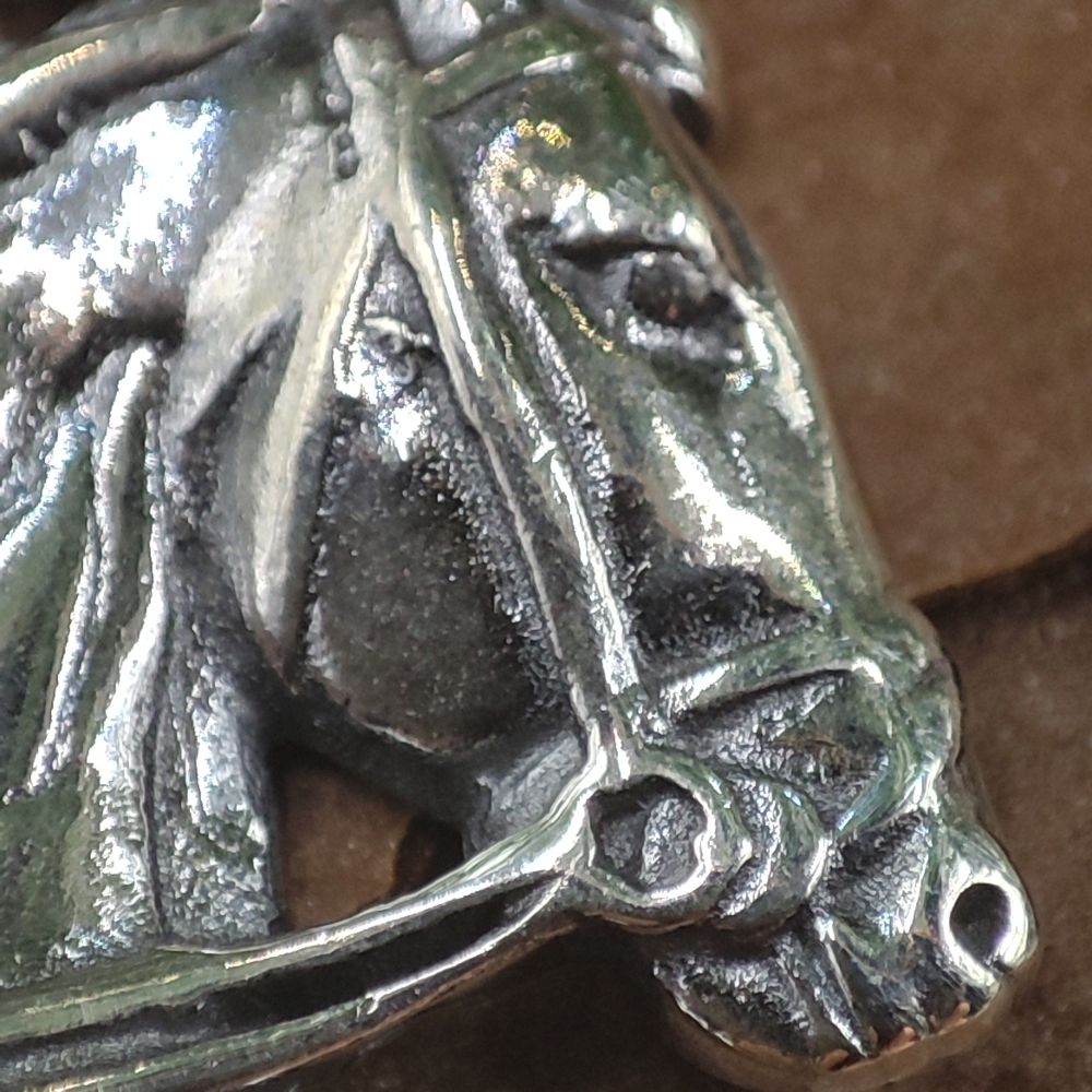 Ciondolo testa di cavallo in argento 925 - CHEVAL