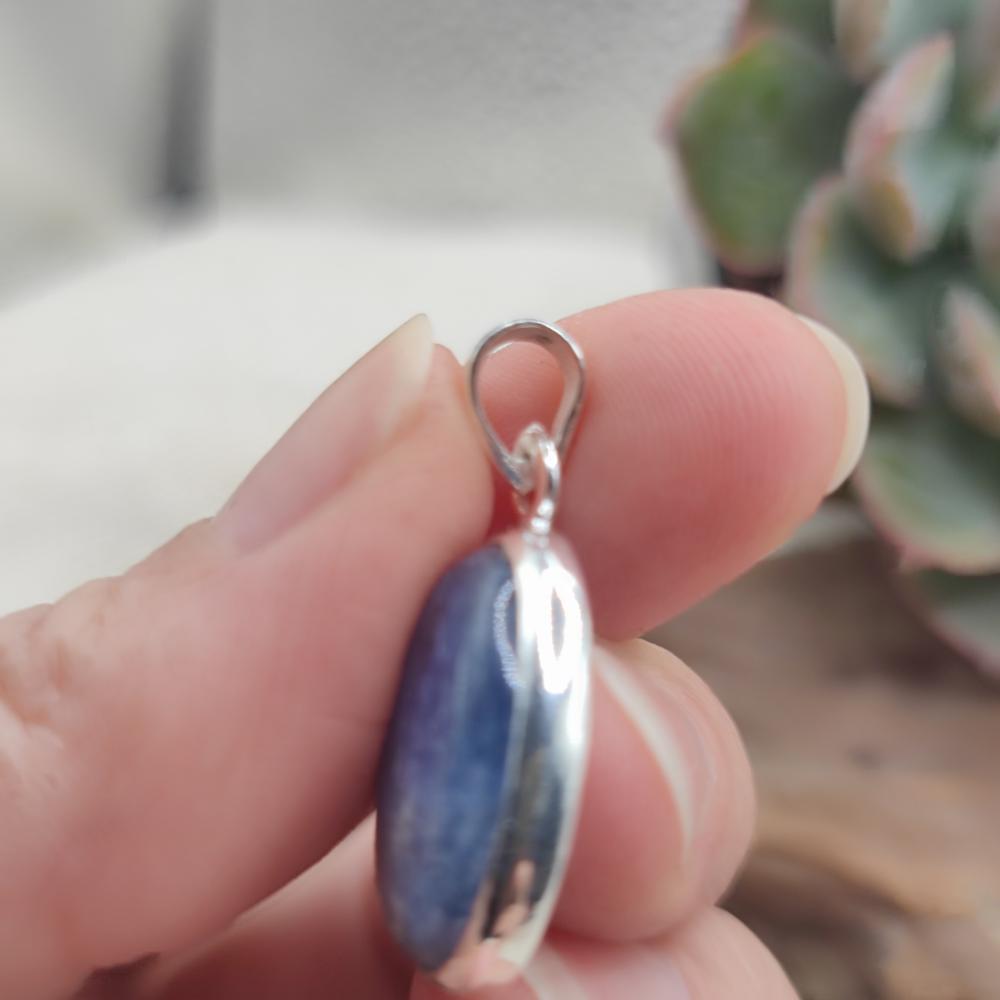 Ciondolo ovale in argento 925 cianite - YAKONDA