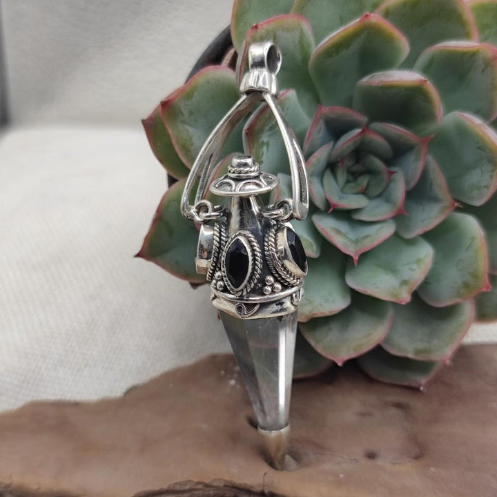 Ciondolo etnico in argento 925 cristallo di rocca - RENIGUNTA