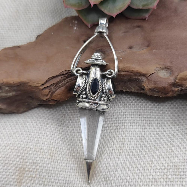 Ciondolo etnico in argento 925 cristallo di rocca - RENIGUNTA