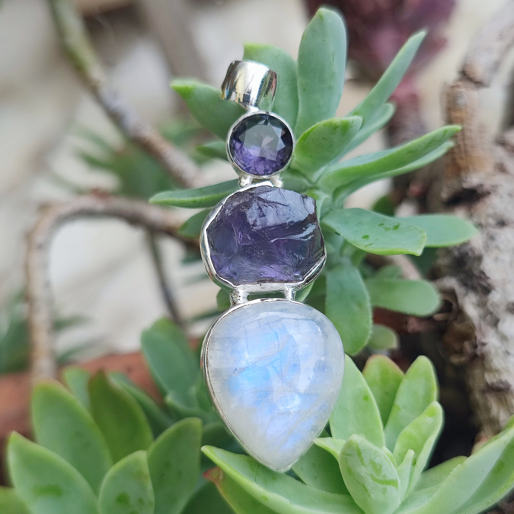 Ciondolo etnico in argento 925 con pietra - BADLAPUR